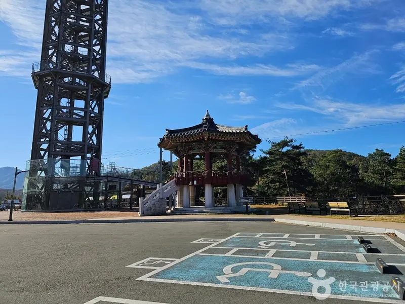부항댐 출렁다리