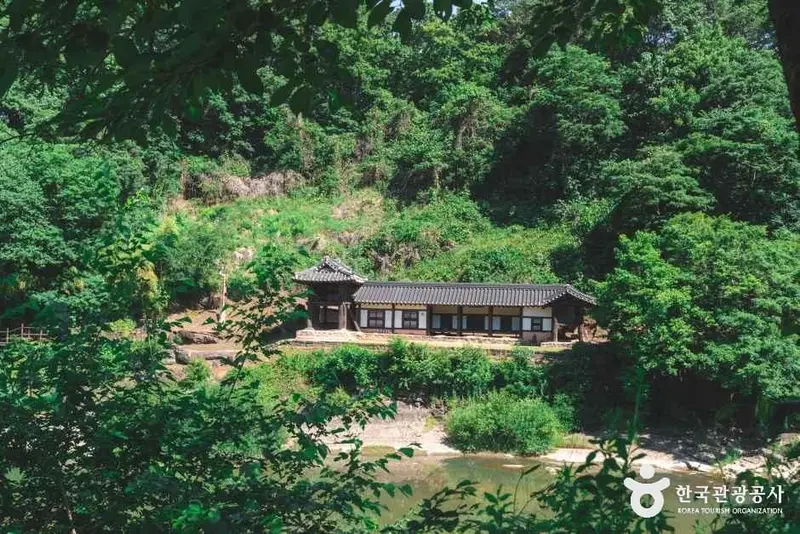 옥천 이지당
